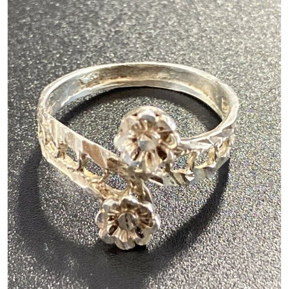 Vintage Sterling Silver Two Flower Hammered Modernist Ring Size 6.5 - Picture 3 of 5